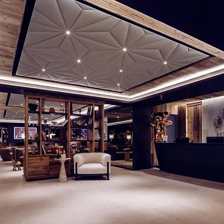 Antares Sirius 502 - Spacious Rooftop Inski Out * Meribel